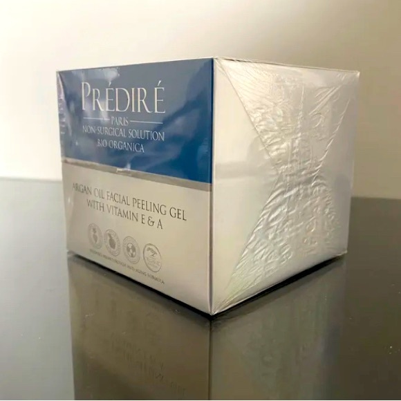 Prédiré Argan Facial Oil Peeling Gel w/ Vitamin A & E - Picture 2 of 3